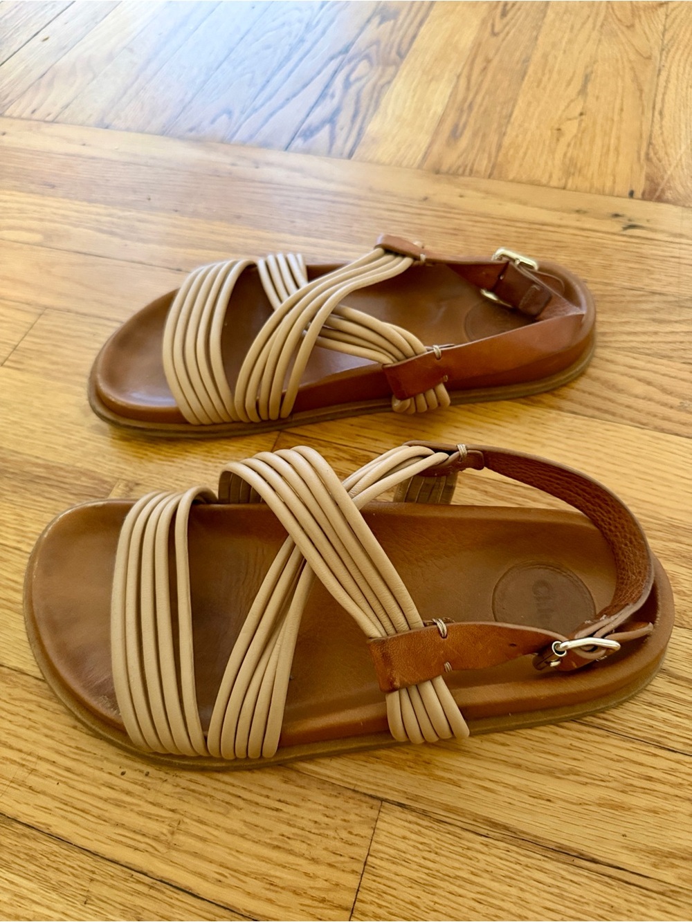 Chloé Tan Woody Kacey Strappy Sandals - Picture 5 of 7